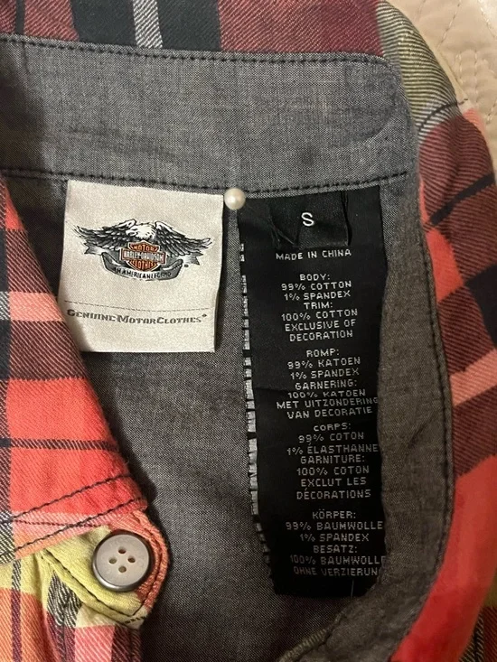 Harley Davidson Plaid Sleeveless Snap-Front Top with Patches, size small - Picture 4 of 12